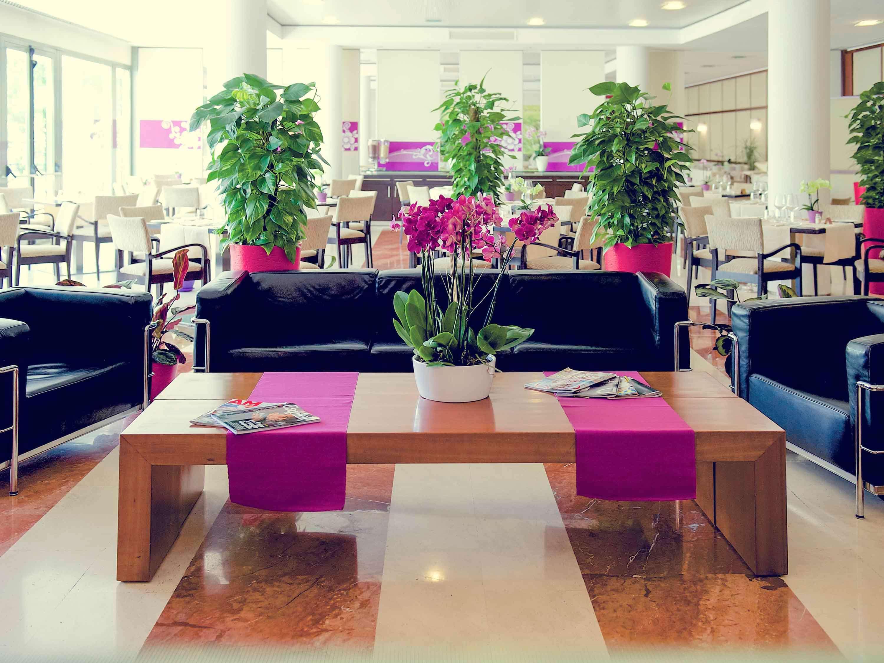 Mercure Genova San Biagio Exteriör bild