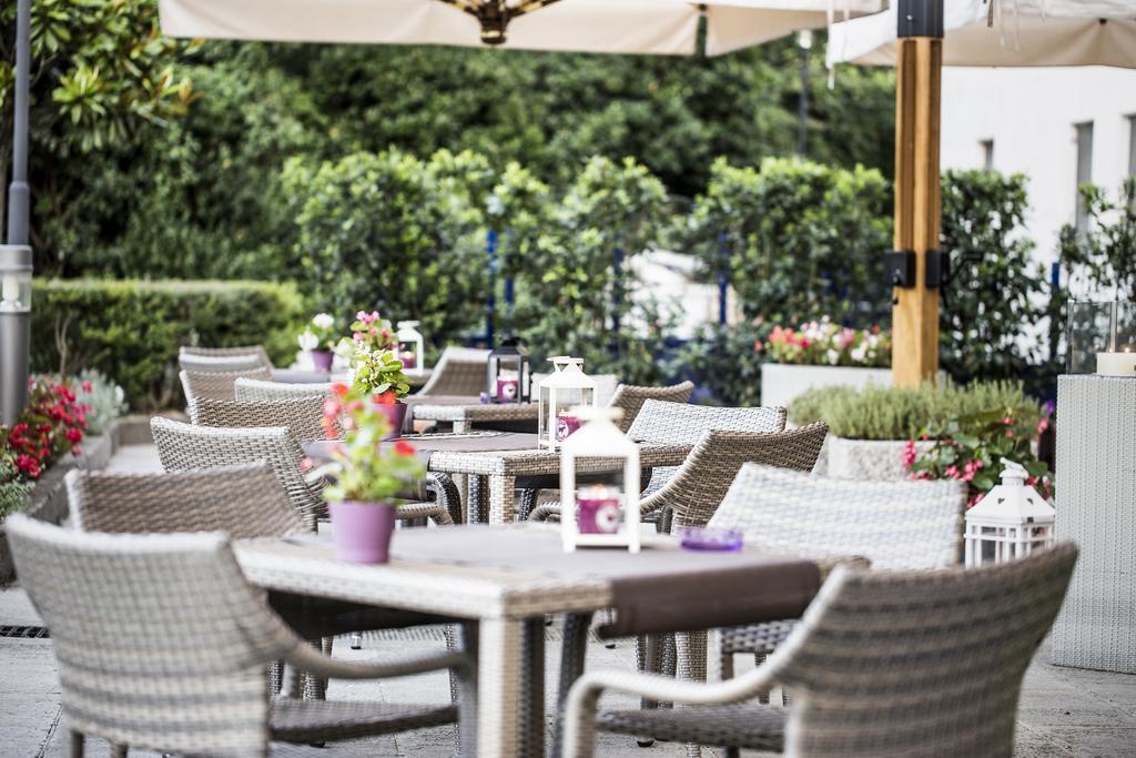 Mercure Genova San Biagio Exteriör bild