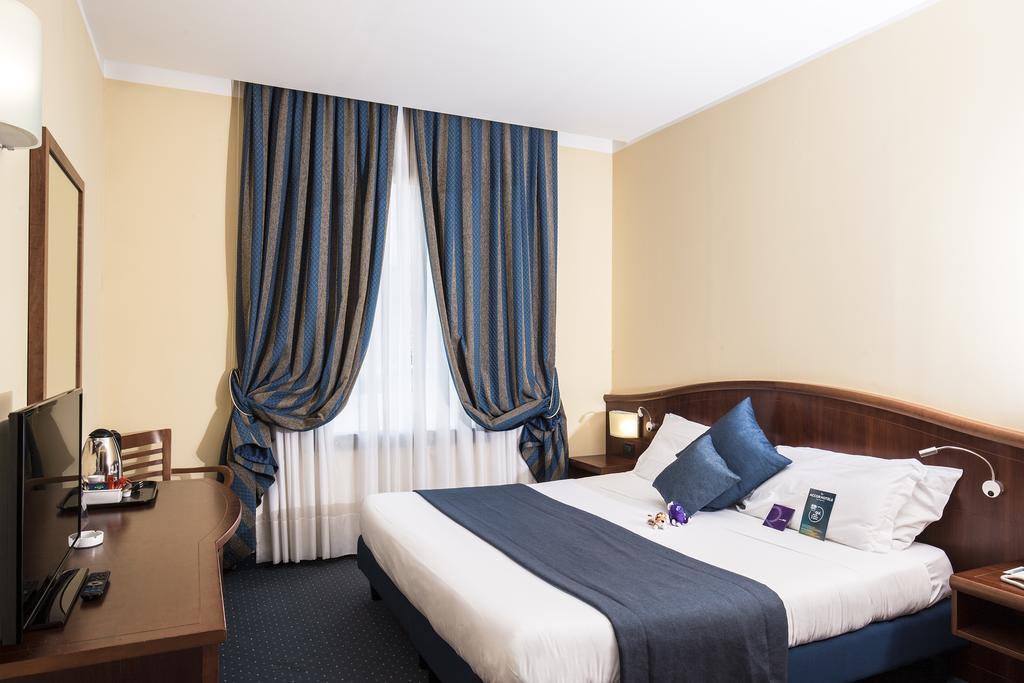 Mercure Genova San Biagio Exteriör bild