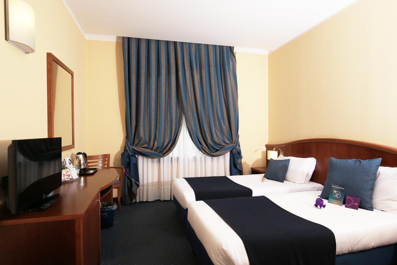 Mercure Genova San Biagio Exteriör bild